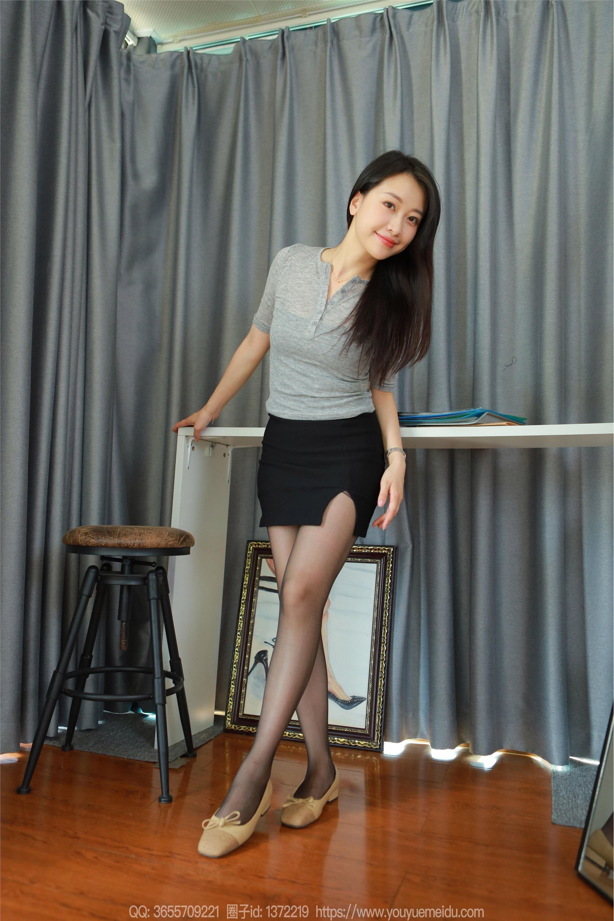 IESS异思趣向  2024.05.01 丝享家 1730 小婕《黑丝短裙（上）》